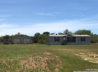 2150 County Road 306, Floresville, TX 78114