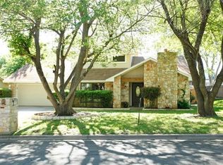 8305 Loralinda Dr, Austin, TX 78753