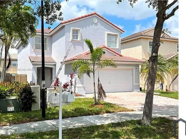 2041 SE 15th St, Homestead, FL 33035