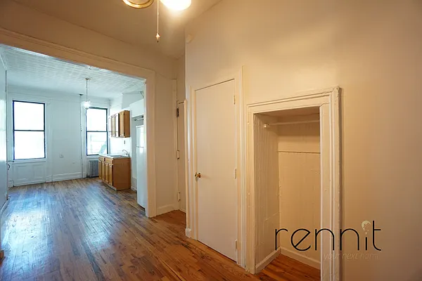 Rented by Rennit Inc. | media 4