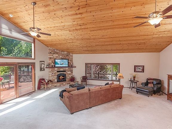4th image of 42749 Goldrush Dr