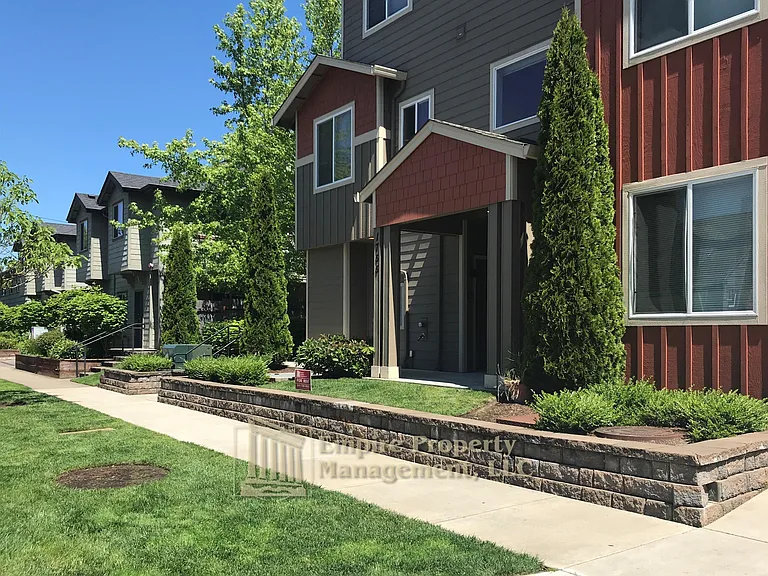 1777 Mill St — Photo 3