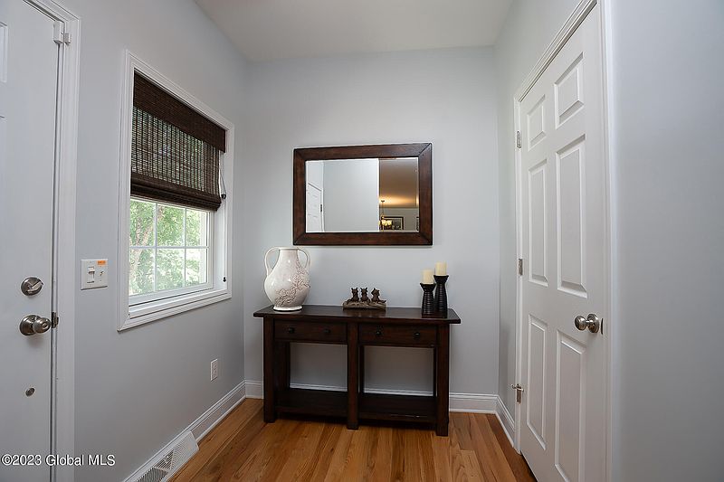 4th image of 4 Milner Court