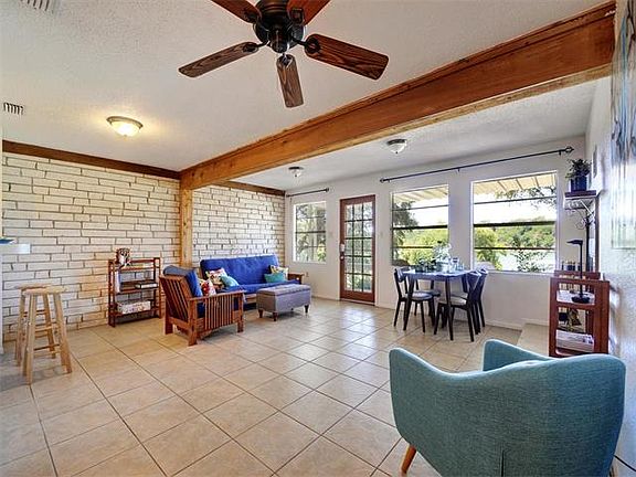 4th image of 25107 Lakeview Dr