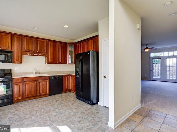2nd image of 302 London Downs Cir
