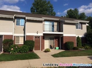 W168N11062 Ashbury Cir, Germantown, WI 53022