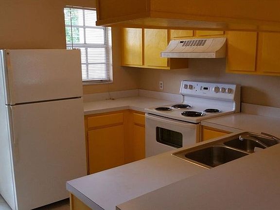 4th image of 11353 Grandville Dr