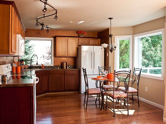 Kitchen and eating area