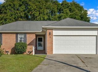 5 Acorn Ct, Greensboro, NC 27406