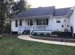 7879 Pea Ridge Rd, Lula, GA 30554