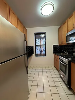 Rented by City Connections Realty | media 1