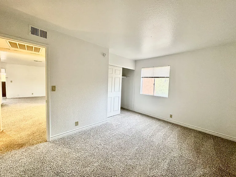 5000 Indian River Dr #484 — Photo 15