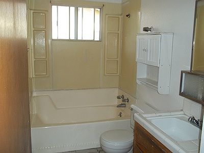 5th image of 1025 S Anacapa Ave