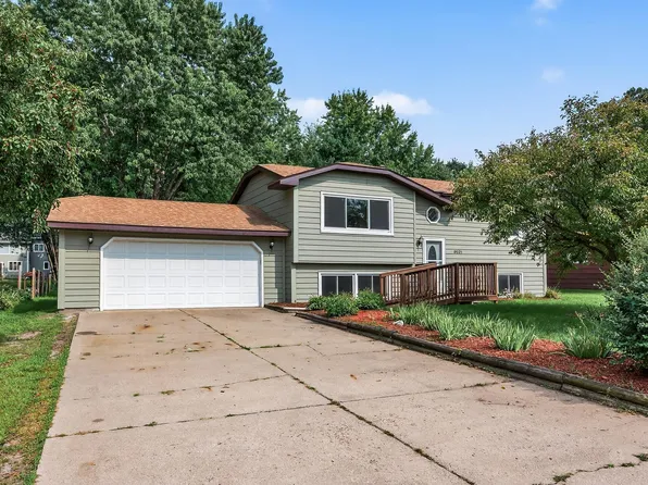 9521 Aspen Ave NE, Circle Pines, MN 55014