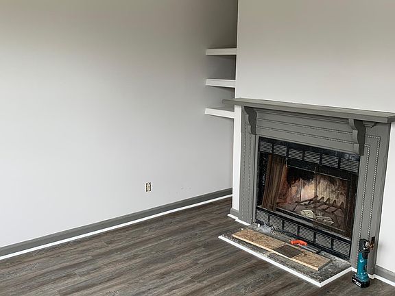 2nd image of 3117A Brickdale Ln
