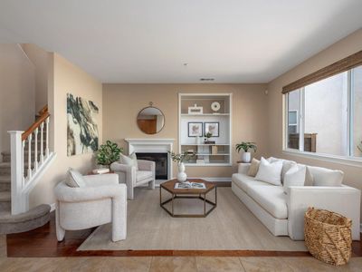10527 Hollingsworth Way, San Diego, CA, 92127