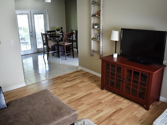 2nd image of 628 Grovewood Ave