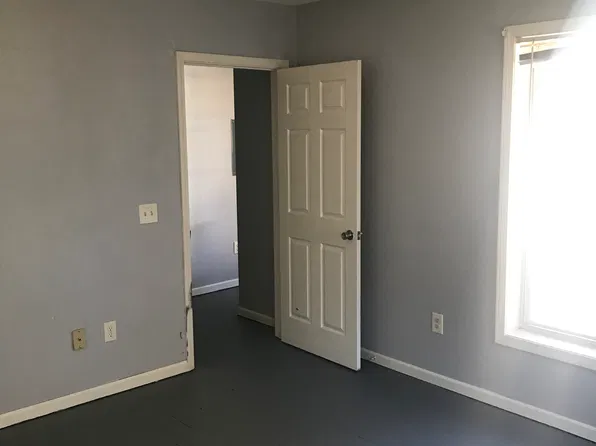 7 Prospect Ave #4, Gloversville, NY 12078