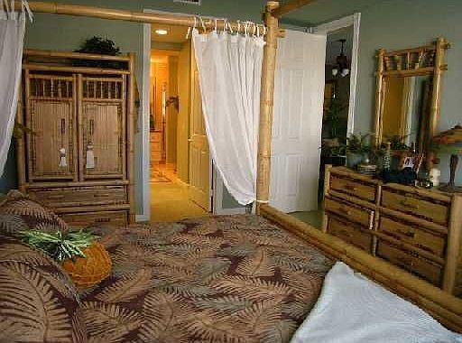 4th image of 12 Harbour Isle Dr E #204