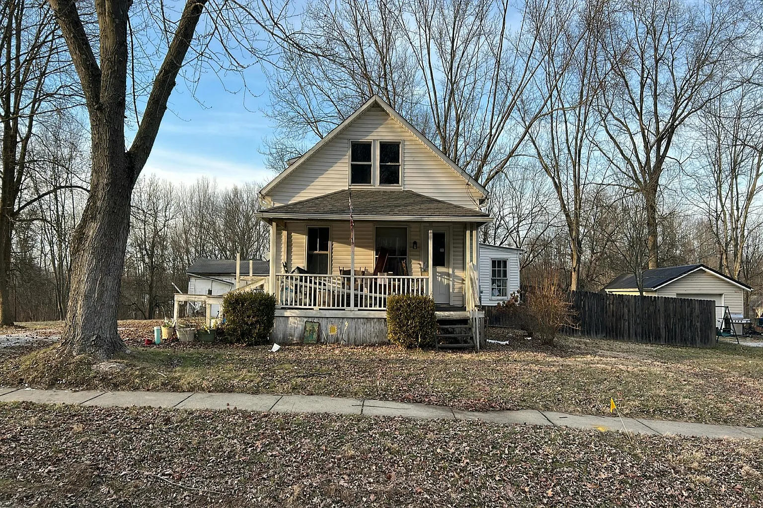 513 Ohio Ave photo 1