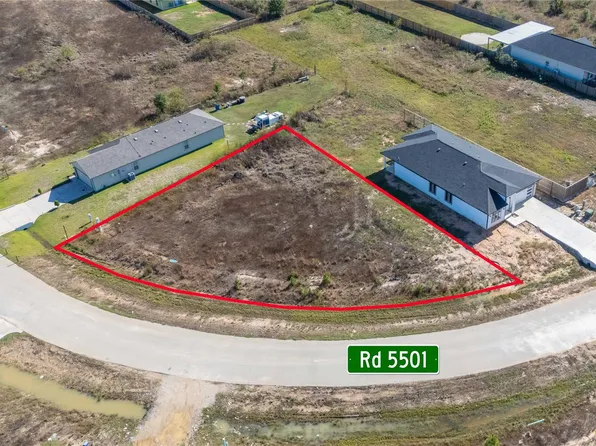 700 Road 5501, Cleveland, TX 77327