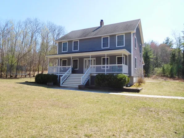 9 Farley Lane, Oxford, ME 04270