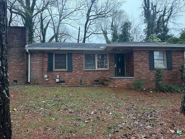 1st image of 2379 Wynona Dr SE