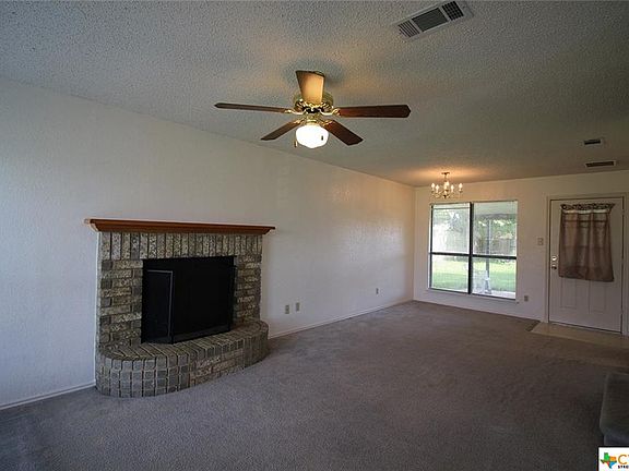 2nd image of 2810 Bluejay Dr