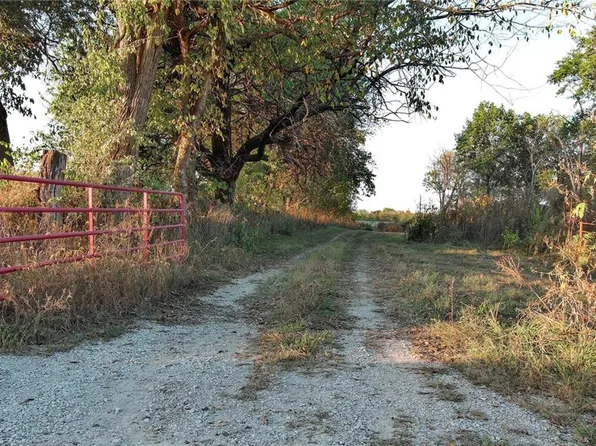 Varner Rd, Odessa, MO 64076