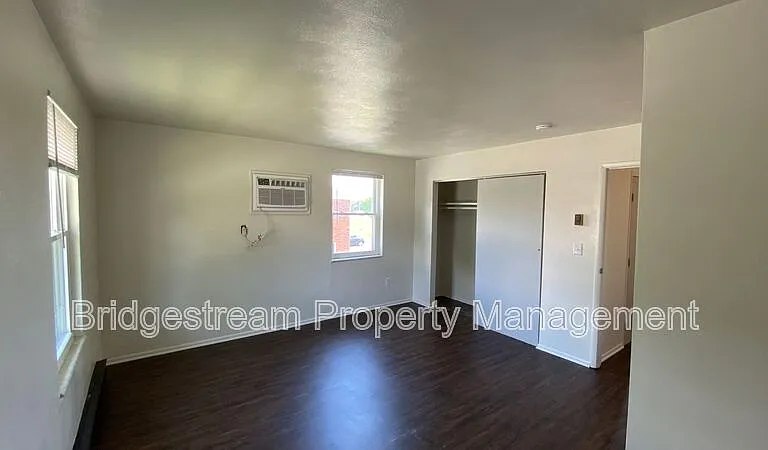 1299-1 Sanlor Ave — Photo 19