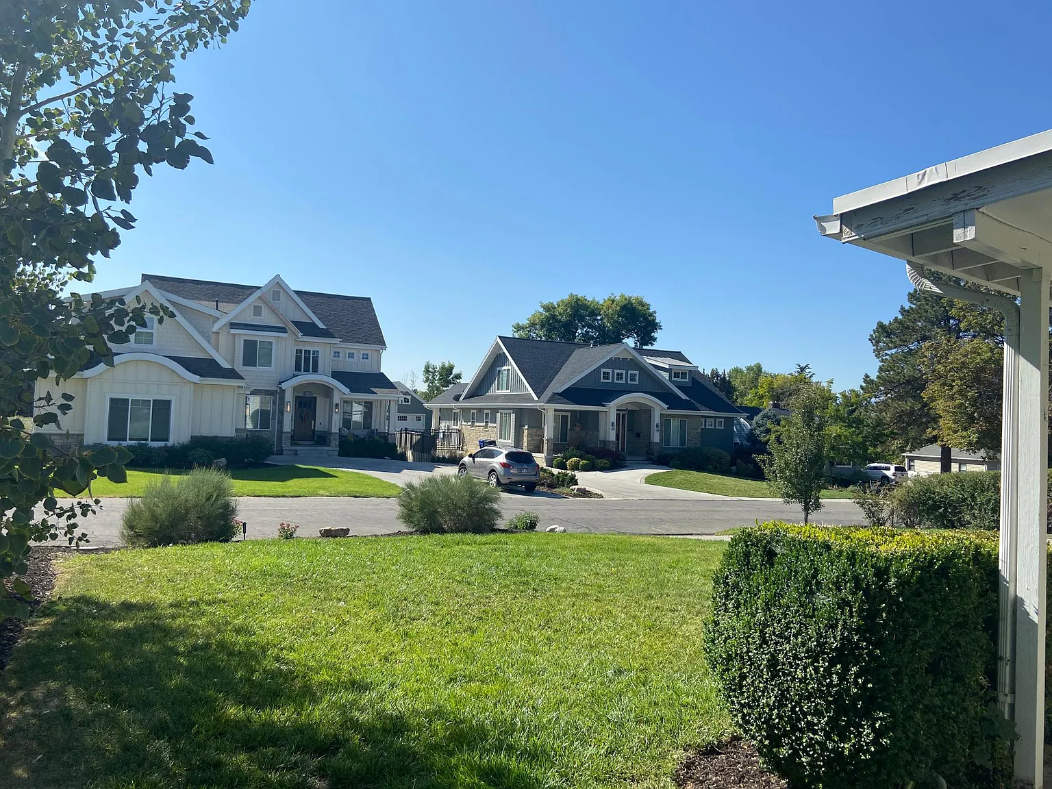 1877 E Southwoodside Dr — Photo 3