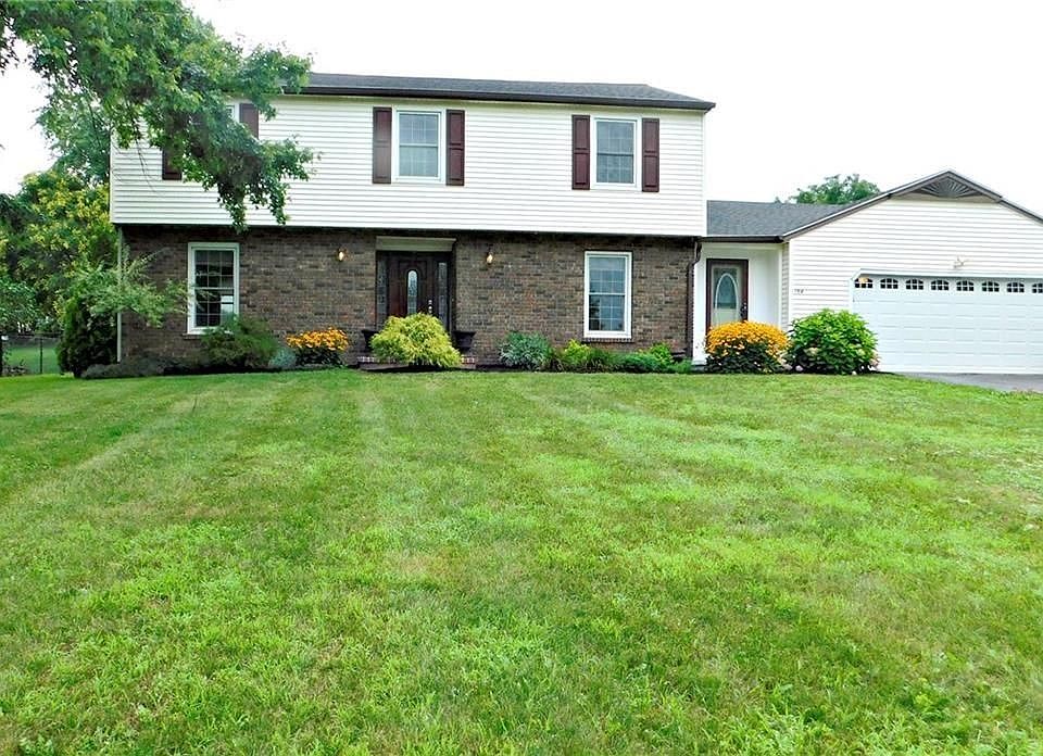 1st image of 164 Saint James Dr