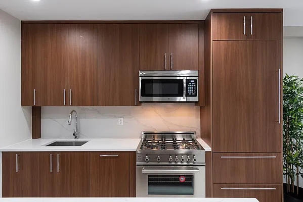 Sold by Nest Seekers International | media 4