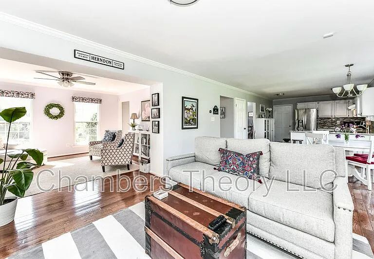 1412 Kingsvale Cir — Photo 9