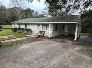 116 Hillside Dr, Chickasaw, AL 36611