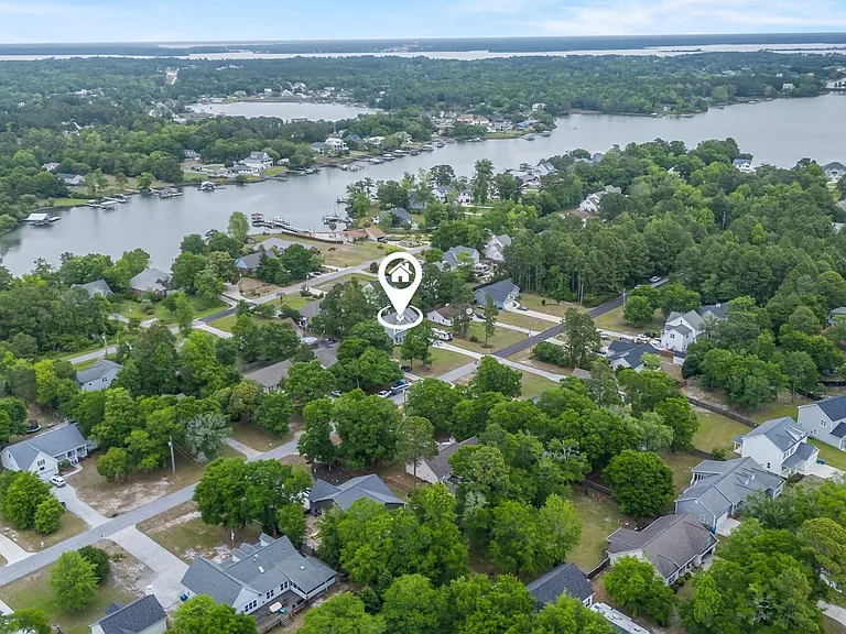 247 Shellbank Dr — Photo 34