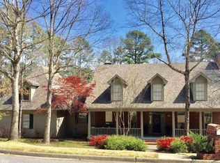 18 Champagnolle Ct, Little Rock, AR 72223