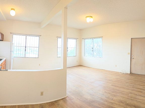 3rd image of 1443 Kalaepohaku St #1443