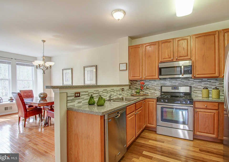 1st image of 12961 Slateford Ln