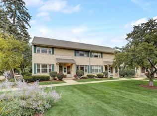 4860 N Shoreland Ave, Milwaukee, WI 53217