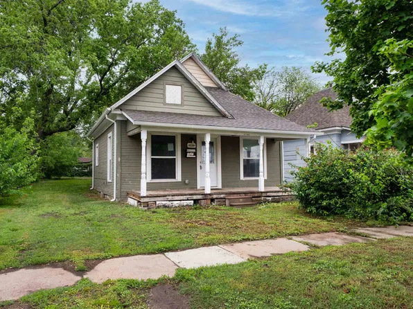 1027 S Saint Francis St, Wichita, KS 67211