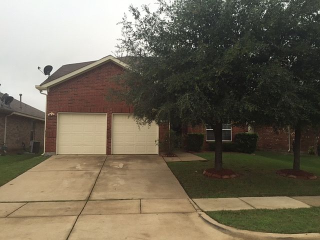 1st image of 2815 Brookhurst Dr