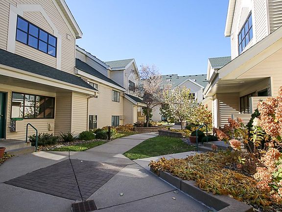 3rd image of 7618 York Ave S APT 1320