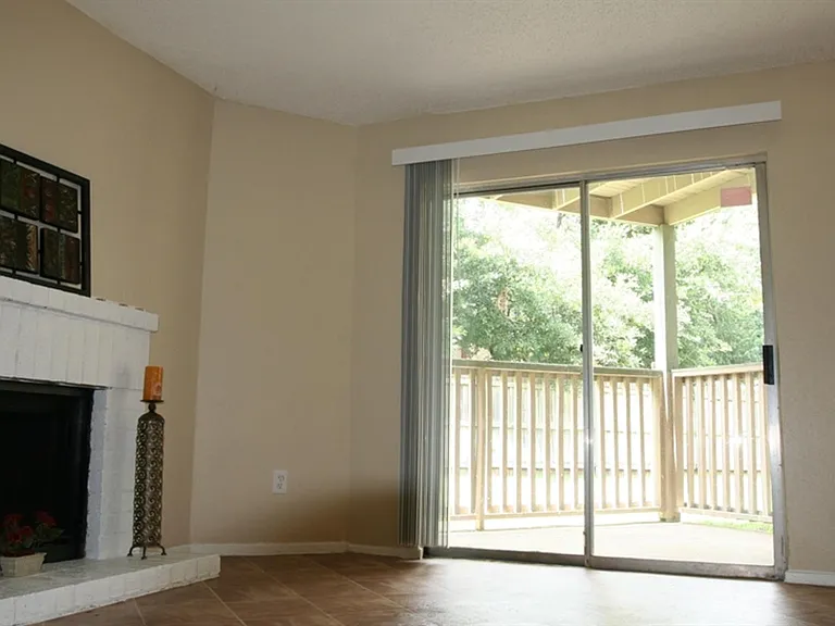 3532 Chatham Green Ln — Photo 22
