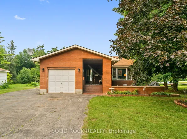 112 Kedey St, Ottawa, ON K0A 1X0