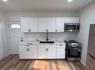 6211 Lawn Ave APT 1, Cleveland, OH 44102