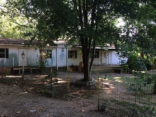 1st image of 1355 Great Oaks Dr