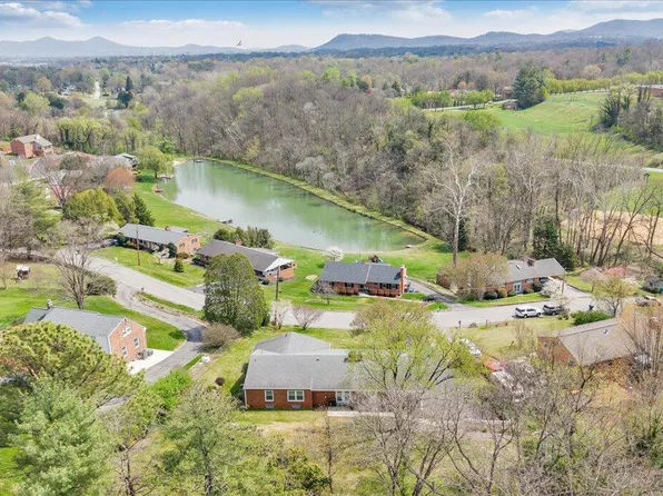 1531 Coral Ridge Rd SW, Roanoke, VA 24018