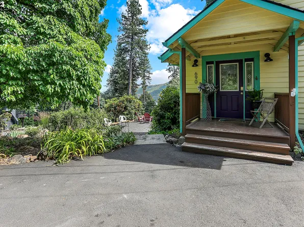 690 NW Achor, White Salmon, WA 98672