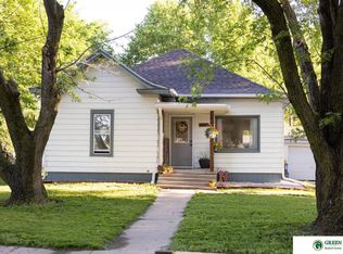 626 W 8th St, York, NE 68467